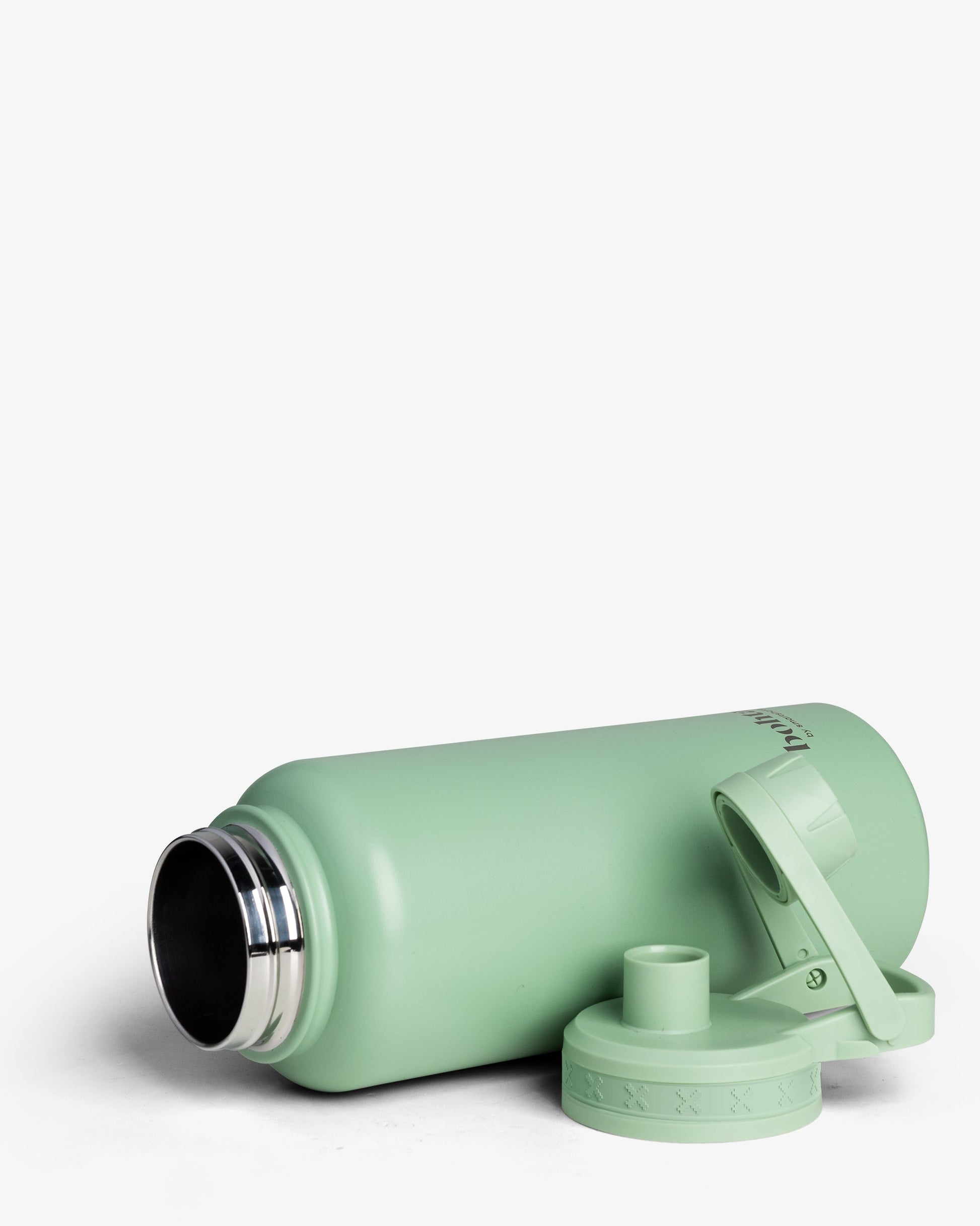 bohtal-insulated-sports-bottle-green-l7 Bohtal_Insulated_Sports_Bottle_Green_unassamble.jpg