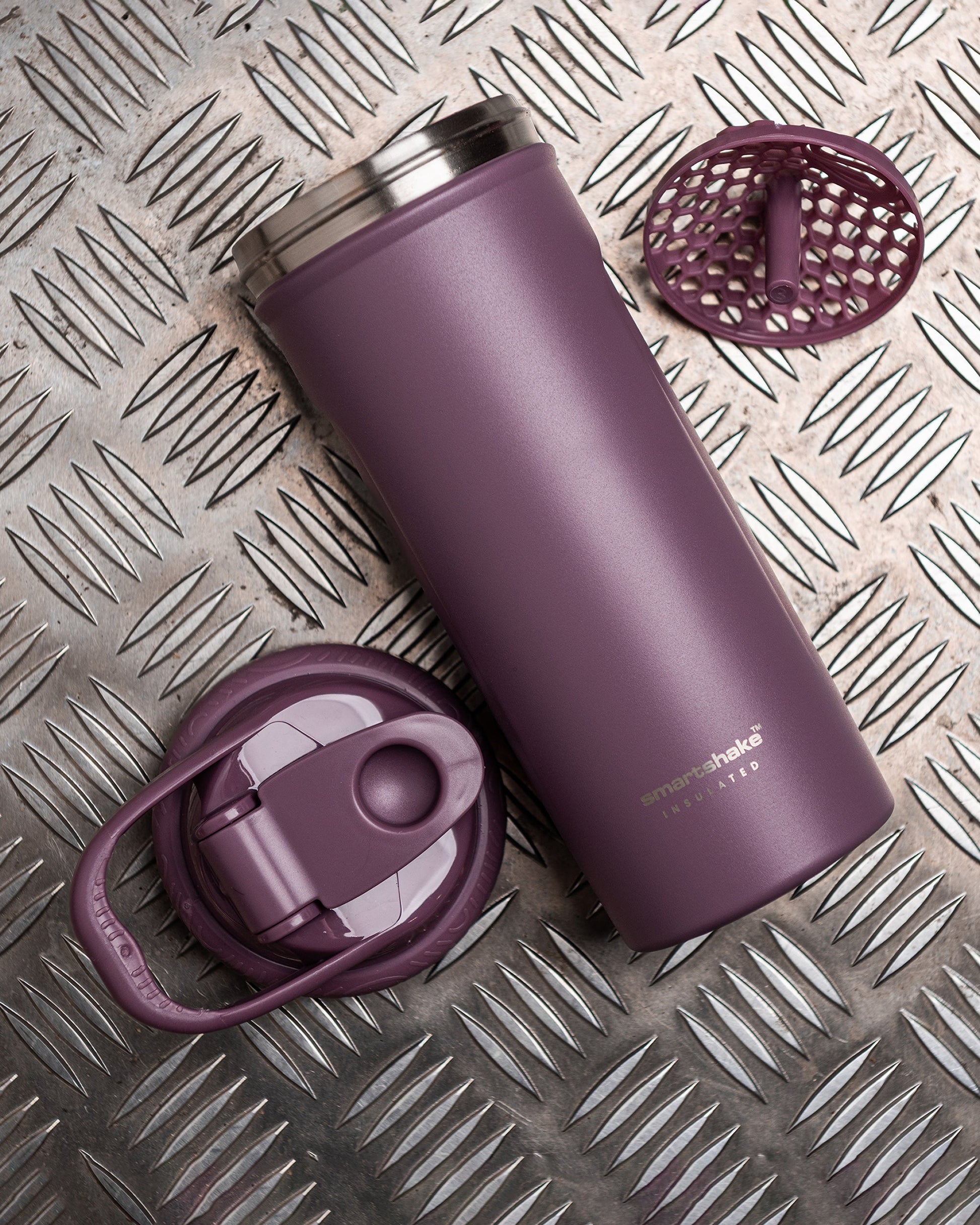 insulated-steel-shaker-dusty-plum-q0 Smartshake_Insulated_Steel_Dusty_Plum_Lifestyle.jpg