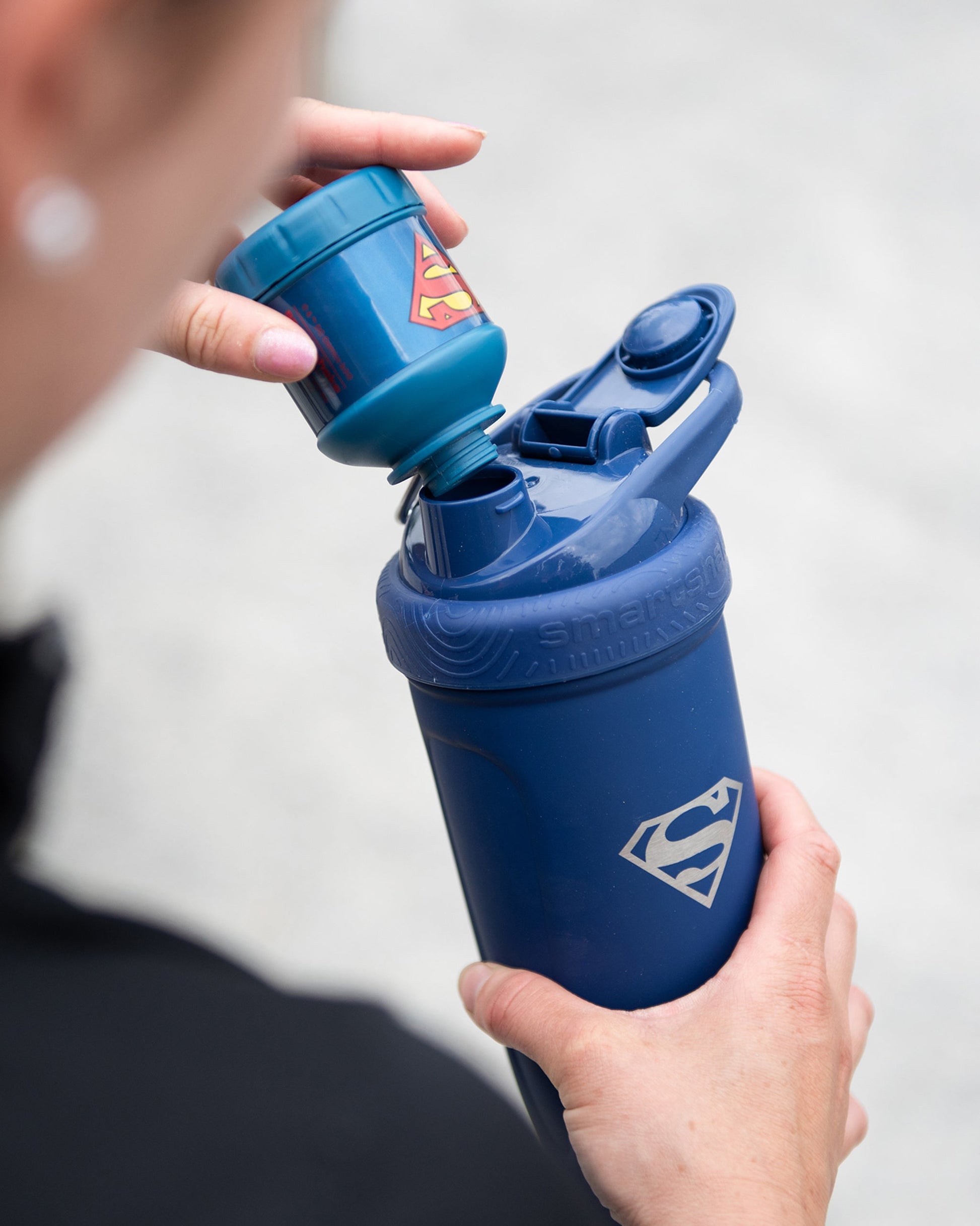 whey2go-funnel-superman-t7 Smartshake_Whey2Go_Superman_Lifestyle.jpg